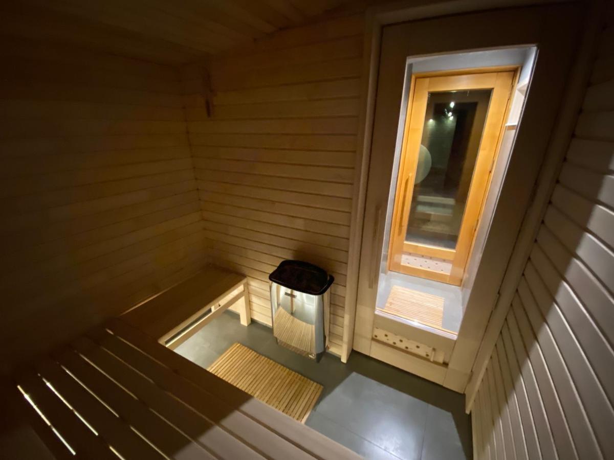 Familyfithouse Lägenhet Bystrice  Exteriör bild
